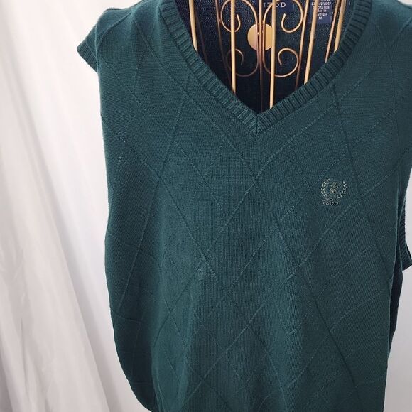 Vintage Diamond Pattern IZOD Preppy Hunter Green V Neck Sweater Vest Size M - Picture 1 of 13